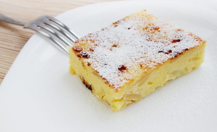 Casserole with apple curd - a delicious dessert on the menu of the gout diet